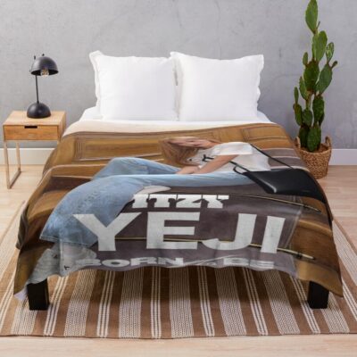 ITZY Yeji Simple Throw Blanket