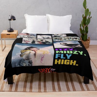 ITZY Midzy Fly High Throw Blanket