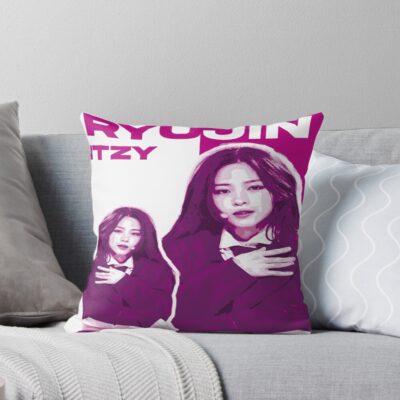 Ryujin ITZY Graphic Throw Pillow