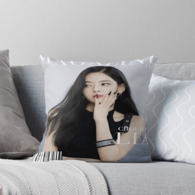 ITZY Lia Magazine Cover Throw Pillow